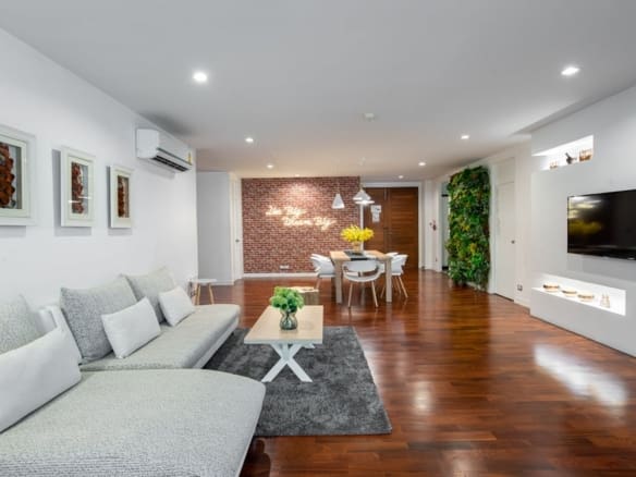 Benviar Tonson Residence