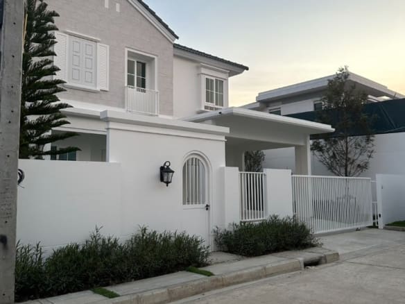 Chaiyapruek Bangna Km 15