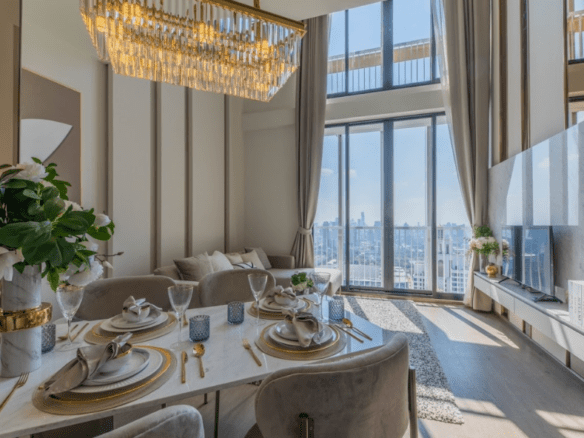 Park Origin Phrom Phong