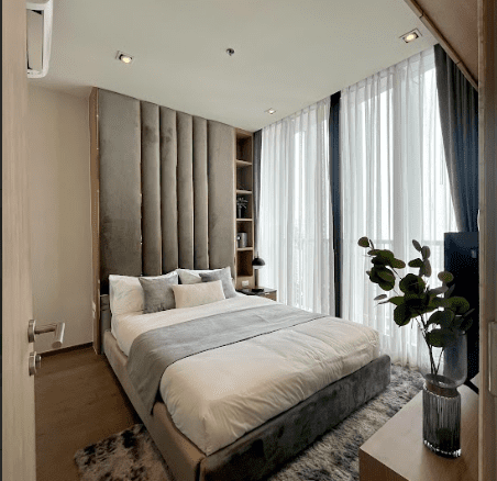 Park Origin Phrom Phong
