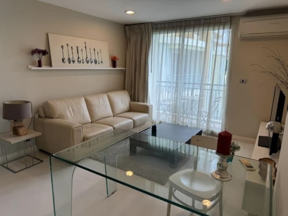 The Crest Sukhumvit 24