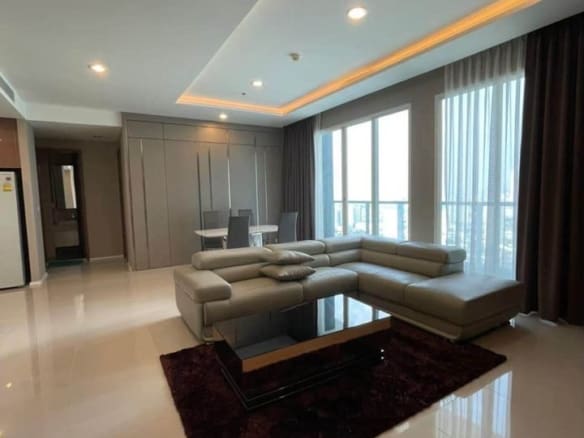 Menam Residences