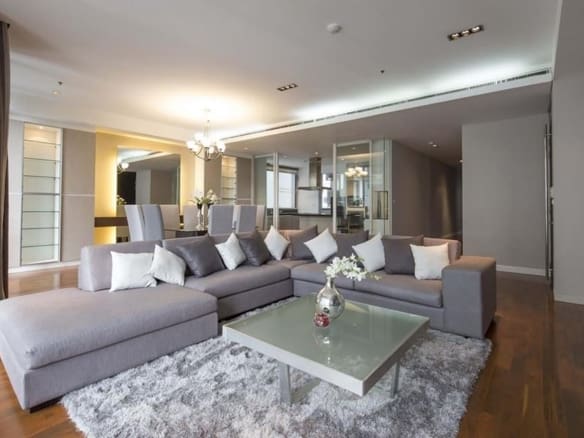 Domus Condominium