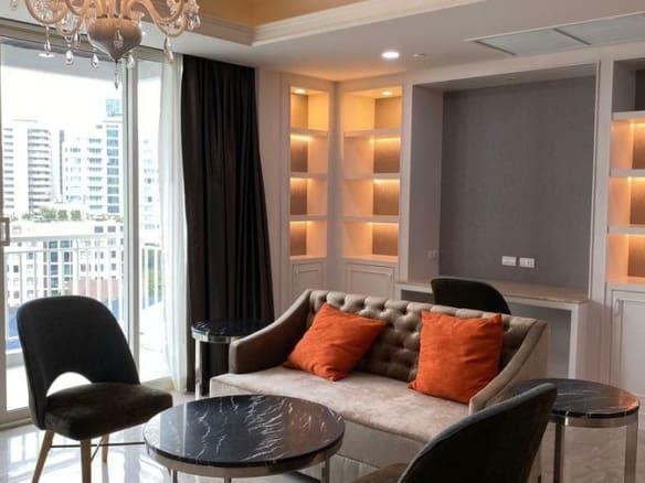 Wilshire Condominium
