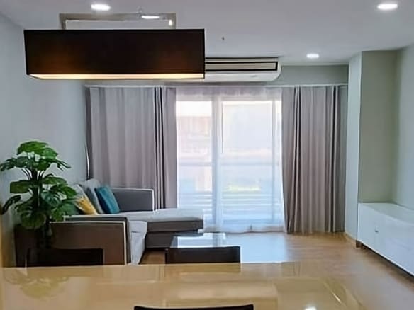 Baan Ploenchit