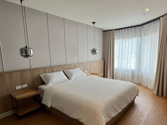 Baan Ploenchit