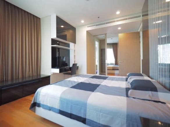 Bright Sukhumvit 24