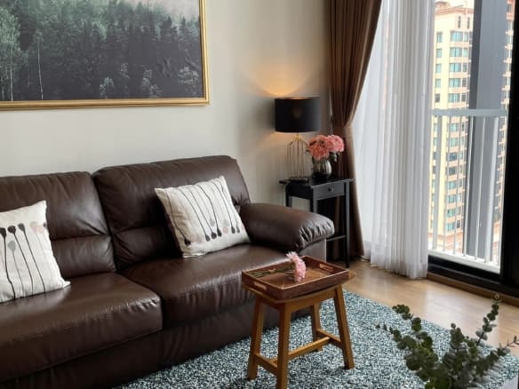 Park Origin Phrom Phong