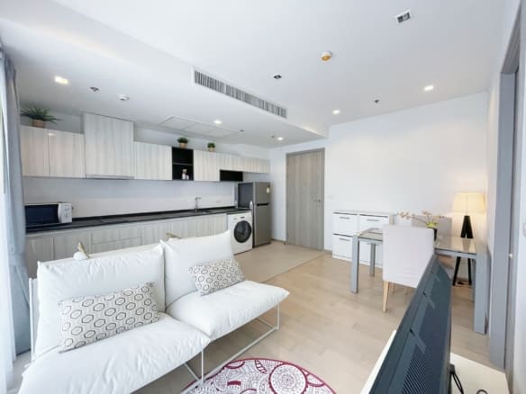 HQ Thonglor by Sansiri