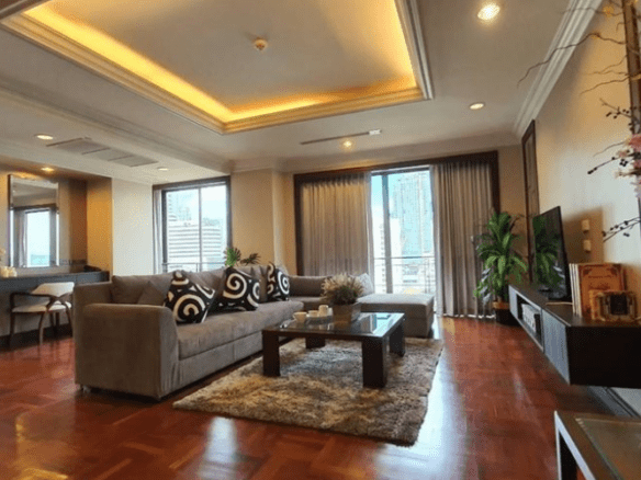 Ploenruedee Residence