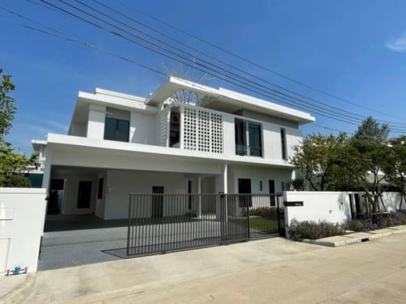 Mantana Bangna Km.15