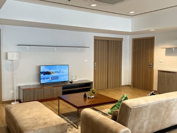 Sathorn 111