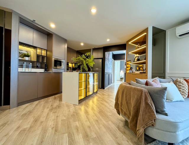 IDEO Mobi Sukhumvit Eastpoint