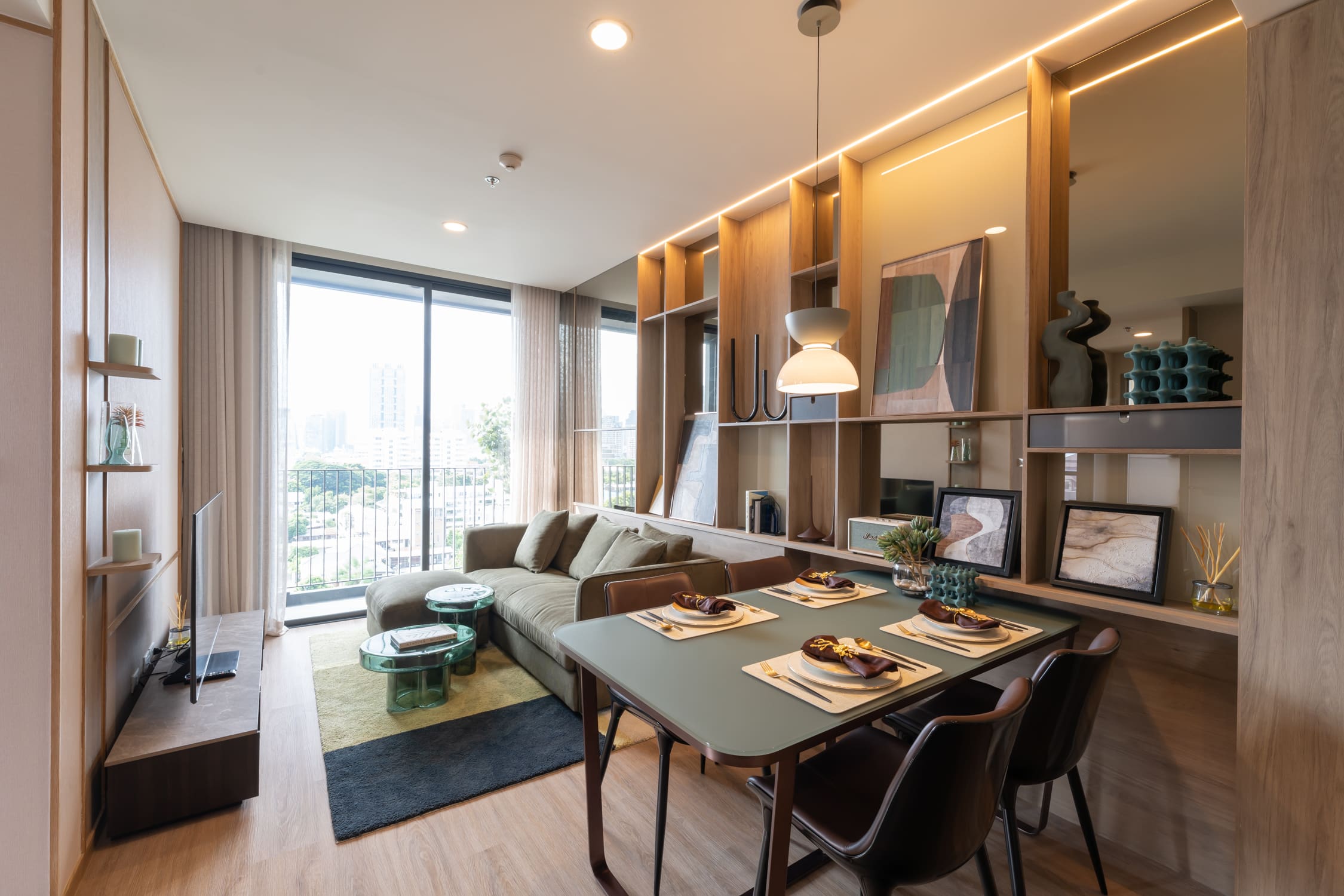 The Issara Sathorn