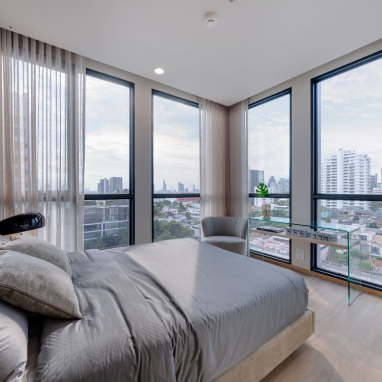 The Issara Sathorn