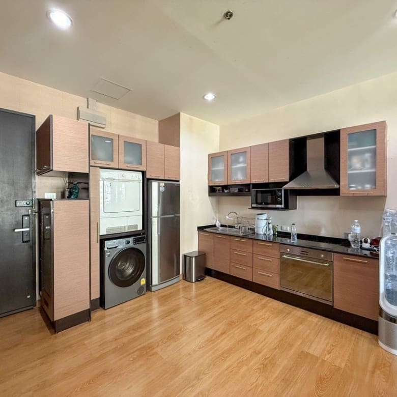 Baan Klang Krung Siam-Pathumwan