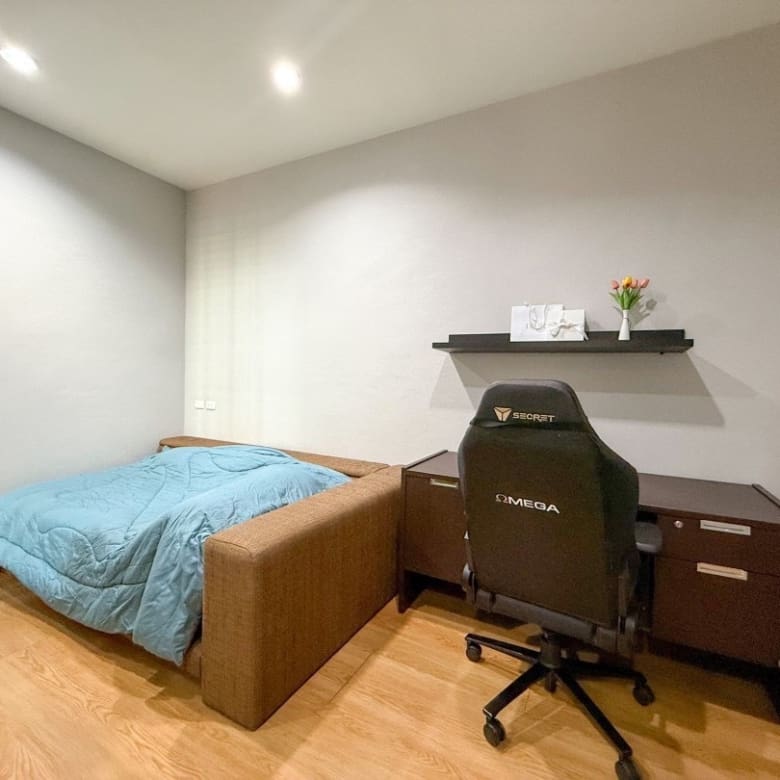 Baan Klang Krung Siam-Pathumwan