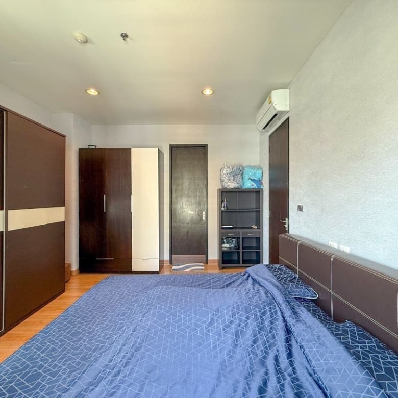 Baan Klang Krung Siam-Pathumwan