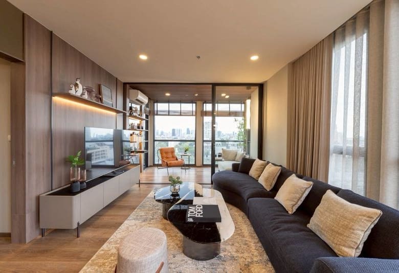The Issara Sathorn