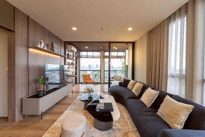 The Issara Sathorn