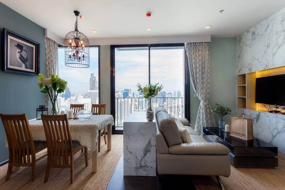 The Edge Sukhumvit 23