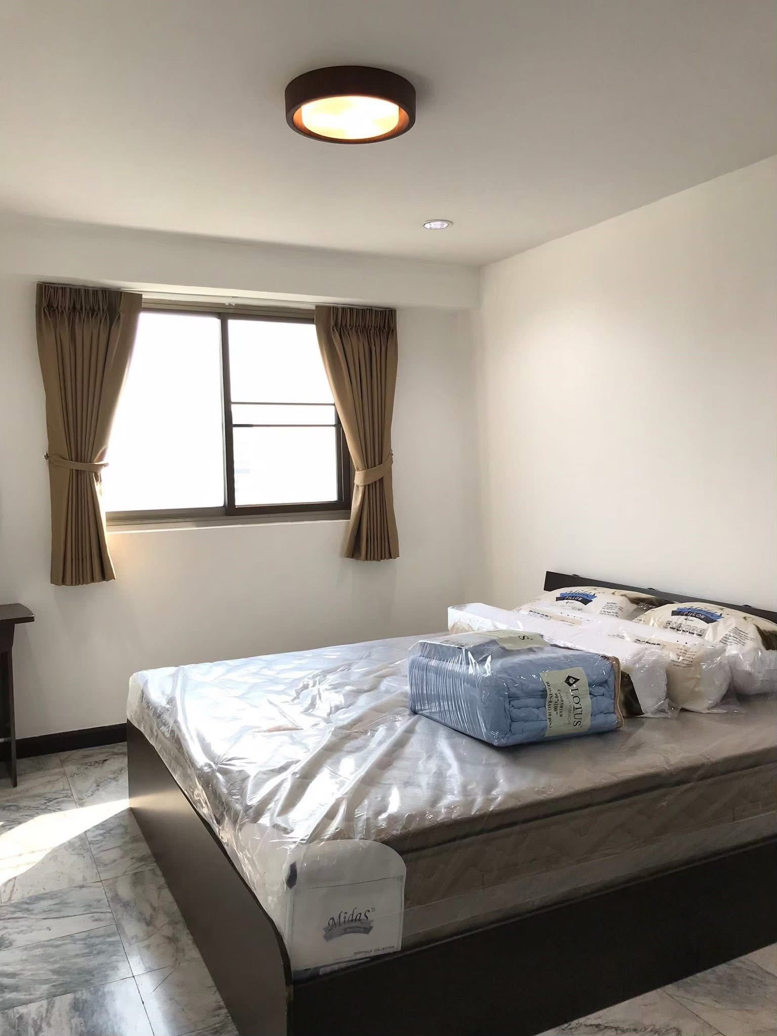 Royal Castle Sukhumvit