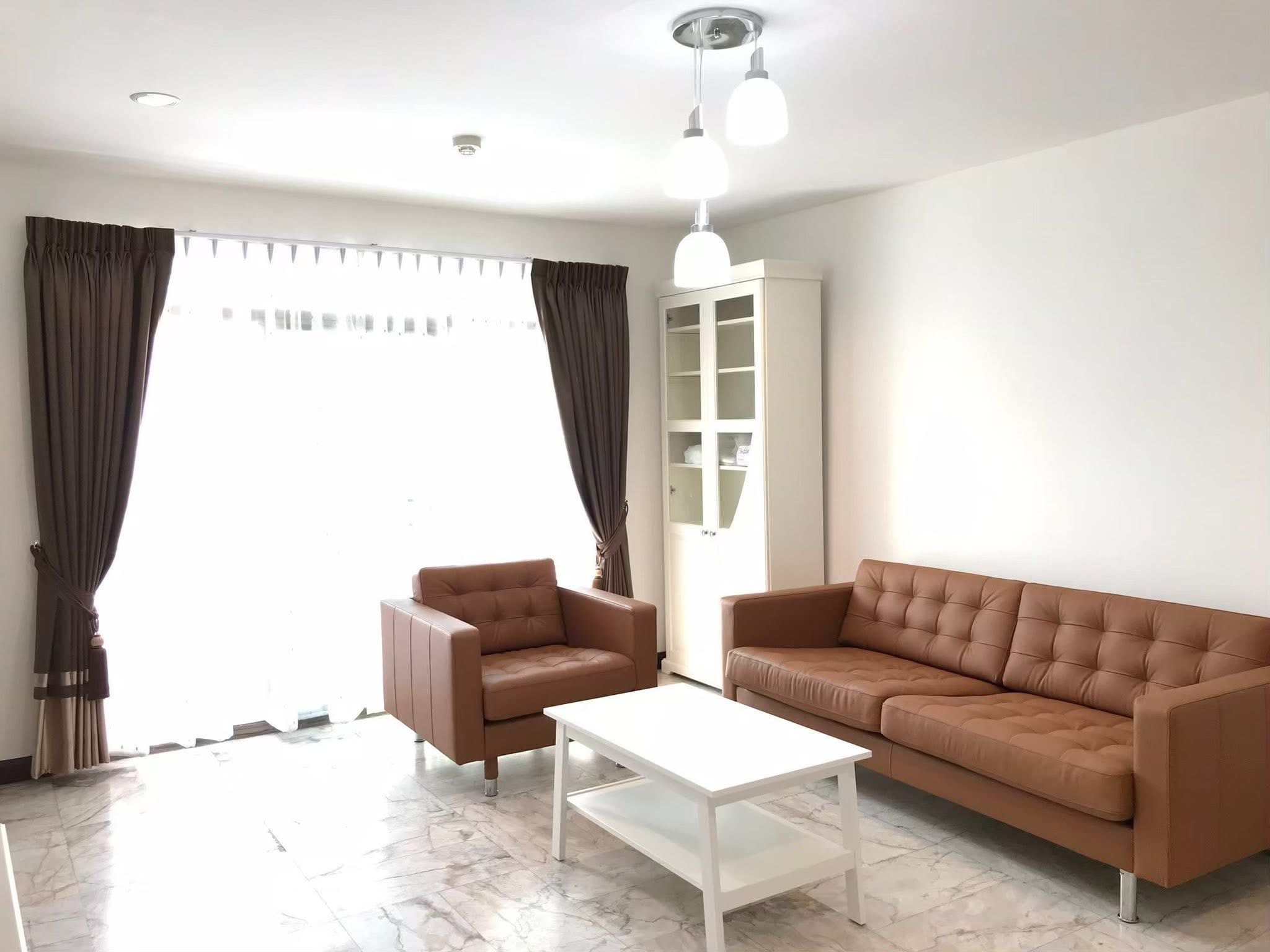 Royal Castle Sukhumvit