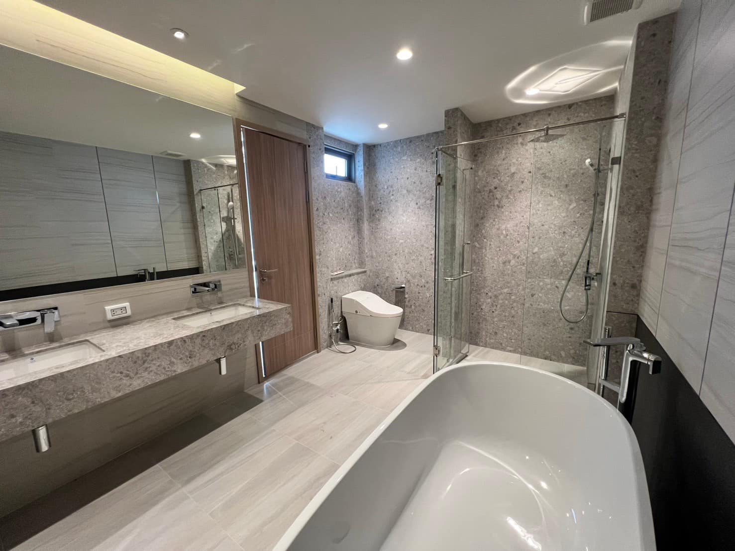 The Artery by G-Land Property Sukhumvit 54