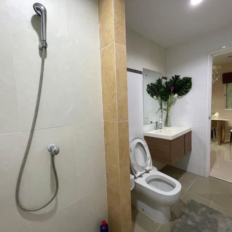 Passorn Prestige Pattanakarn 38