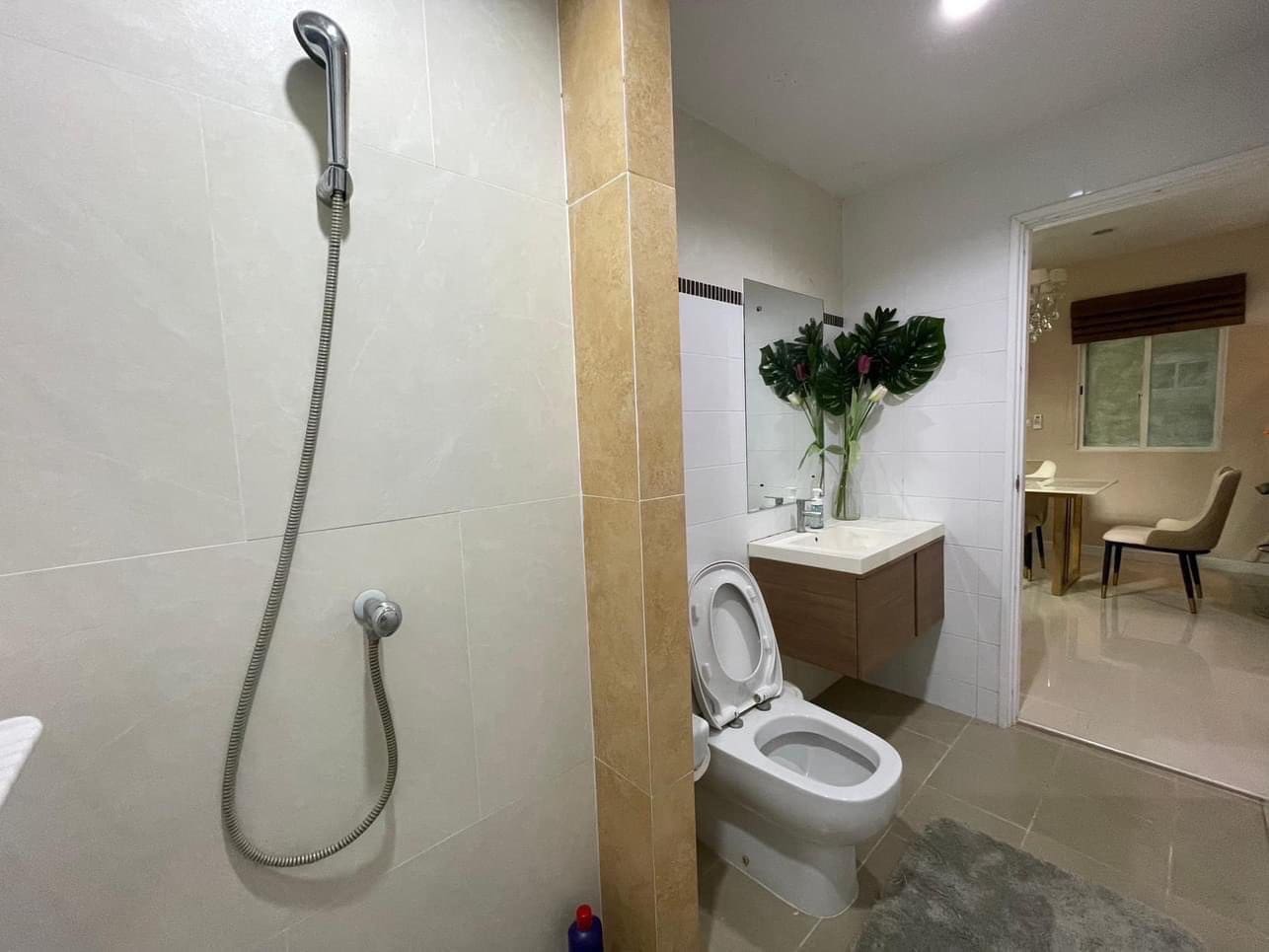 Passorn Prestige Pattanakarn 38