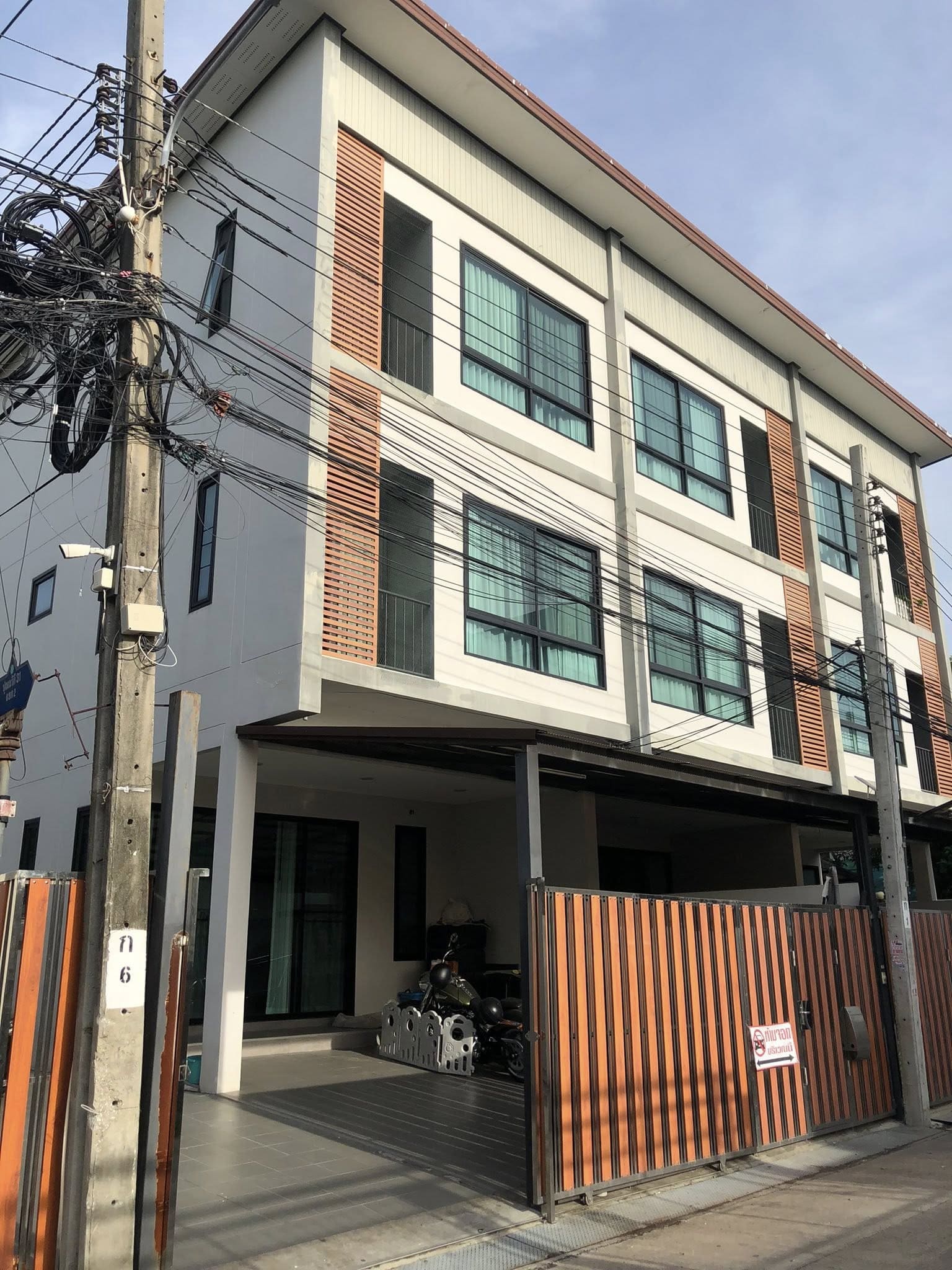Townhouse Punnawithi 31