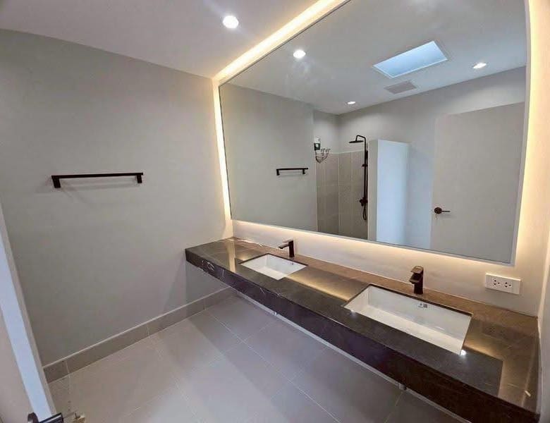 The Amber Home