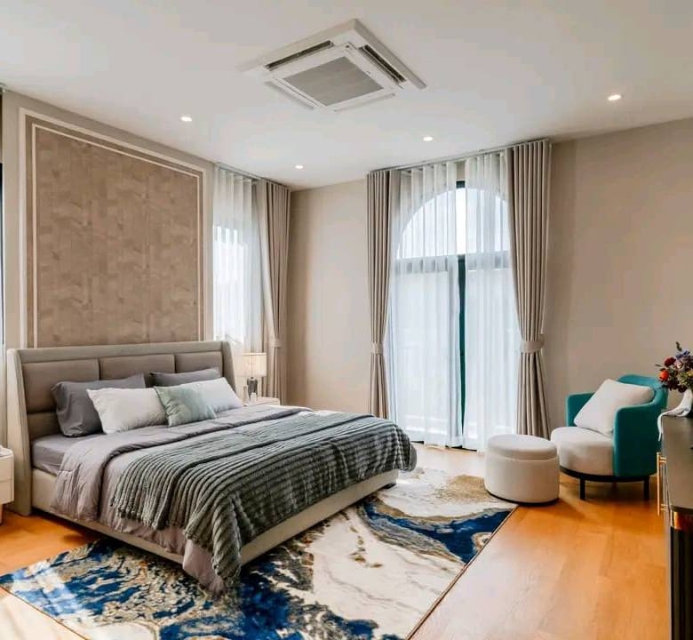 CINQ ROYAL Krungthep Kreetha