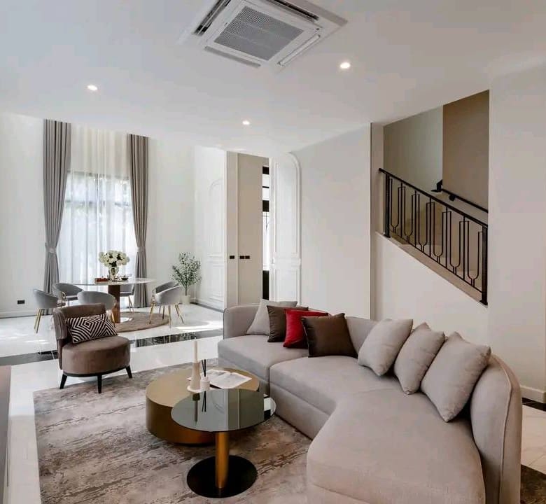 CINQ ROYAL Krungthep Kreetha