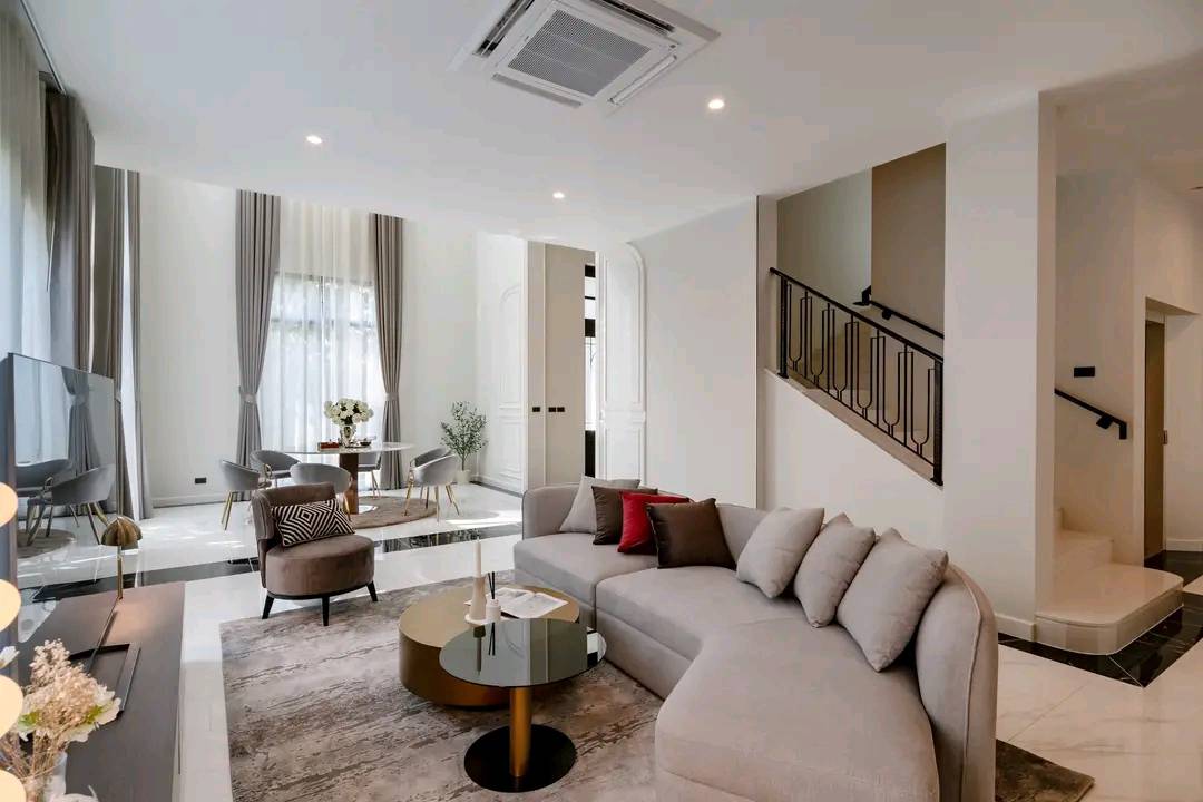 CINQ ROYAL Krungthep Kreetha