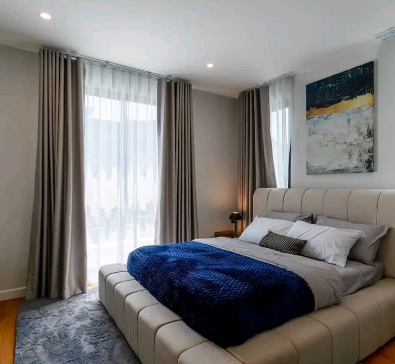 CINQ ROYAL Krungthep Kreetha