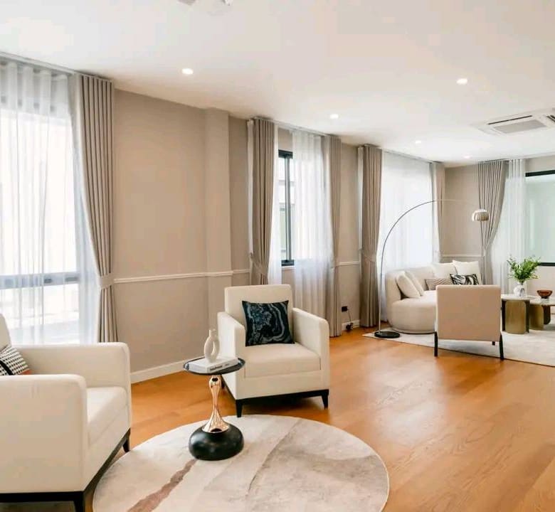 CINQ ROYAL Krungthep Kreetha