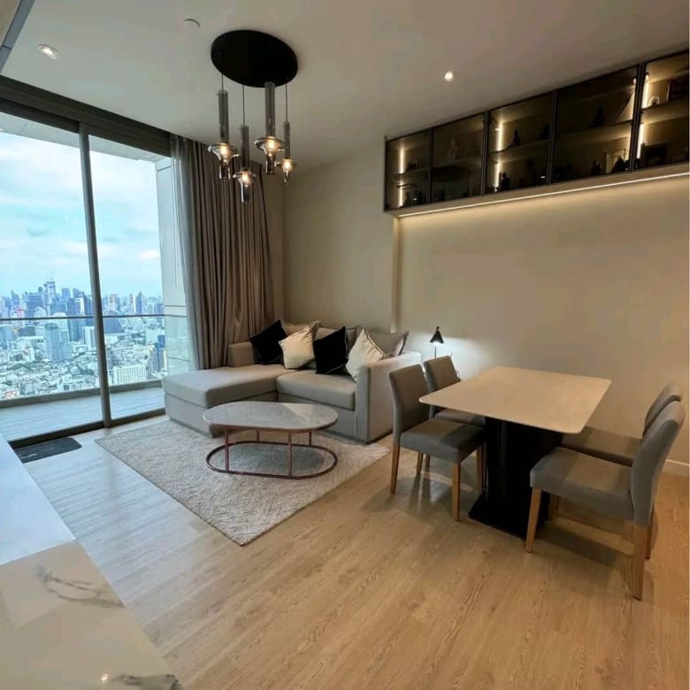 Magnolias Waterfront Residences