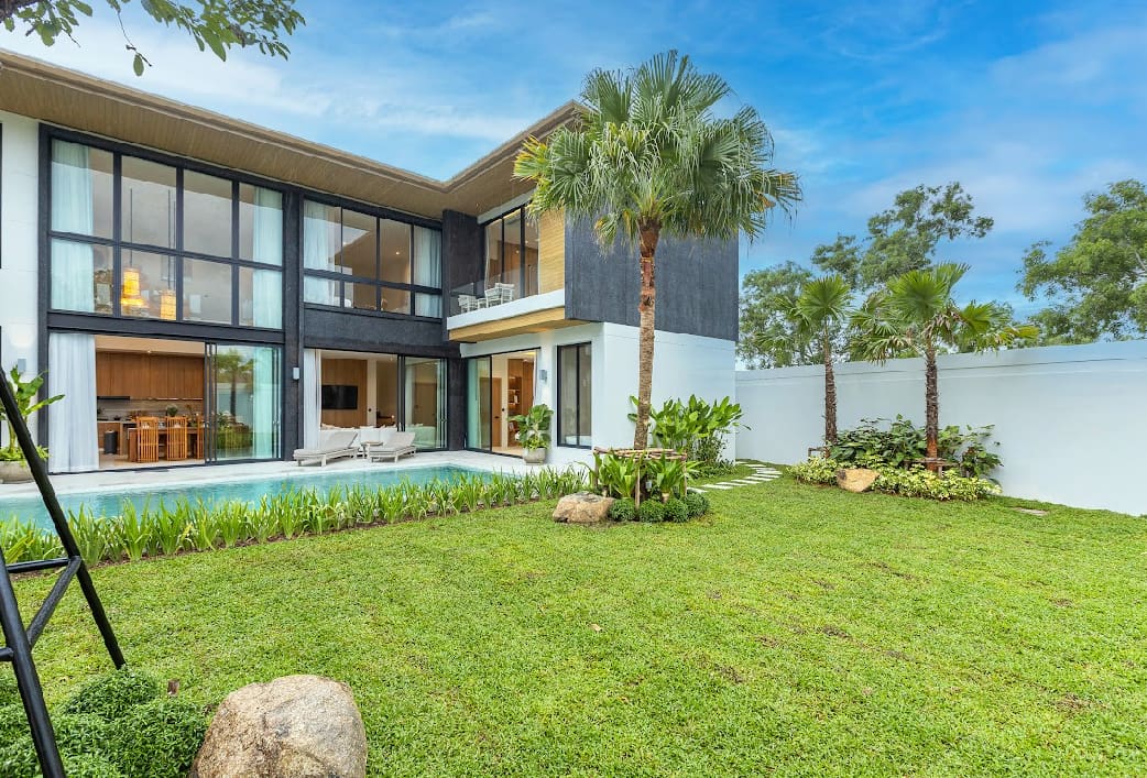 Mouana Grande Chalong Bay