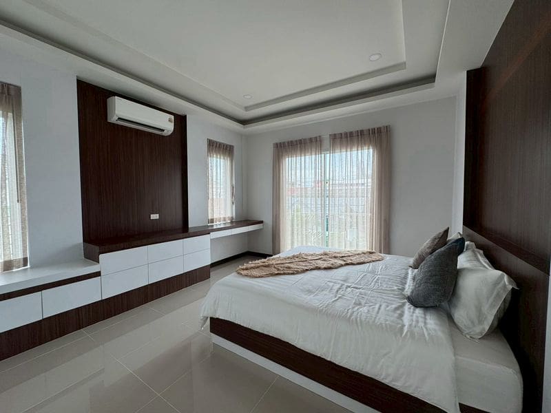 Suksabai Villa