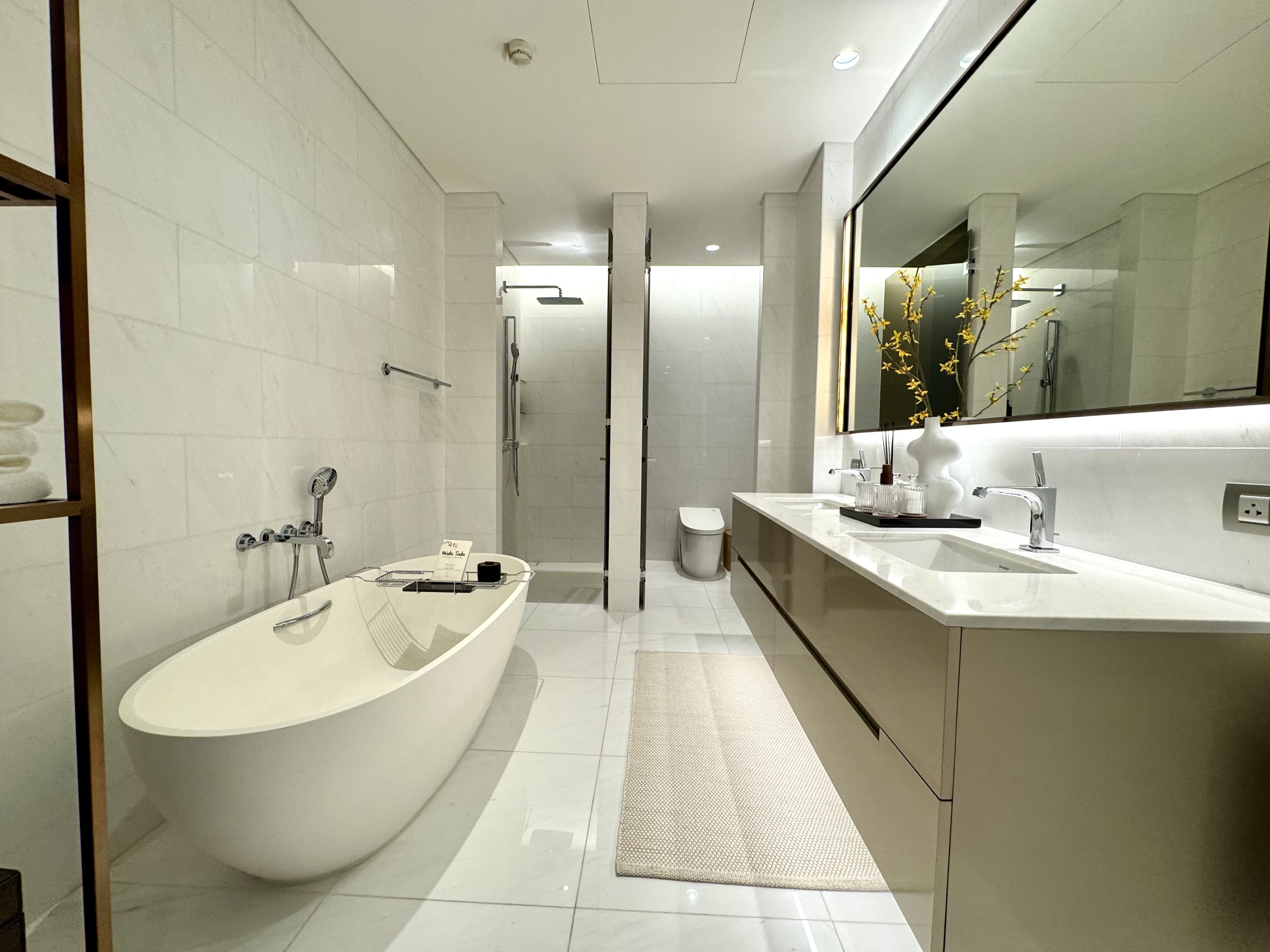 The Residences at Sindhorn Kempinski