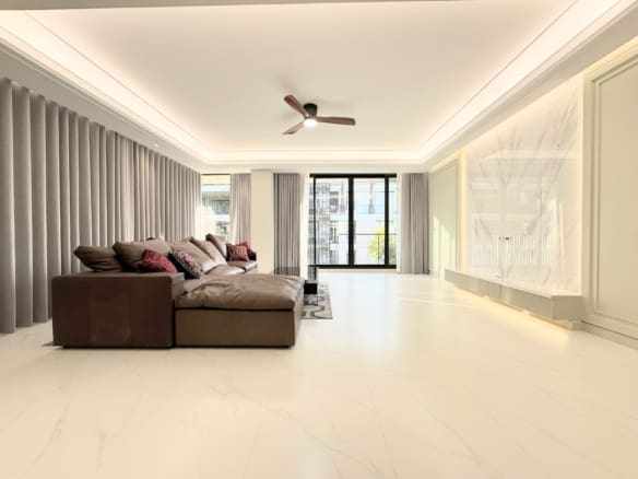 Raveevan Suites
