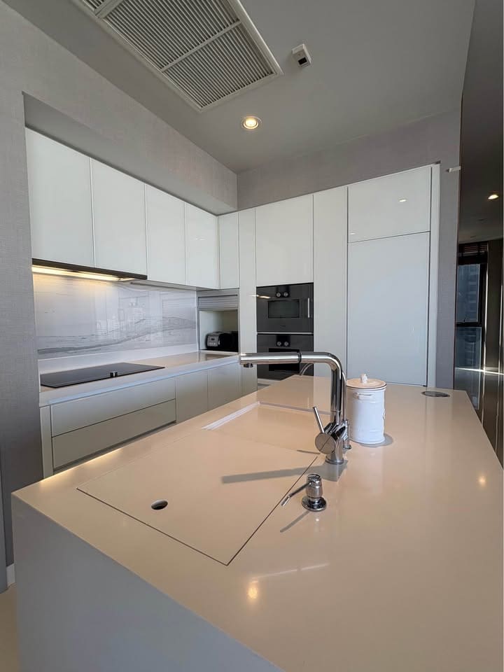 Vittorio 39