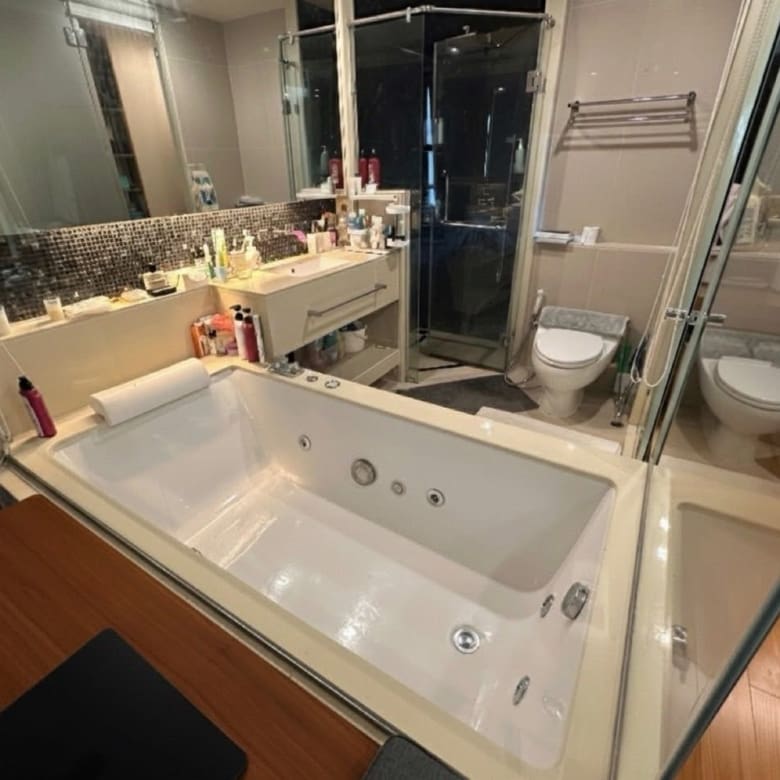 The Address Sathorn