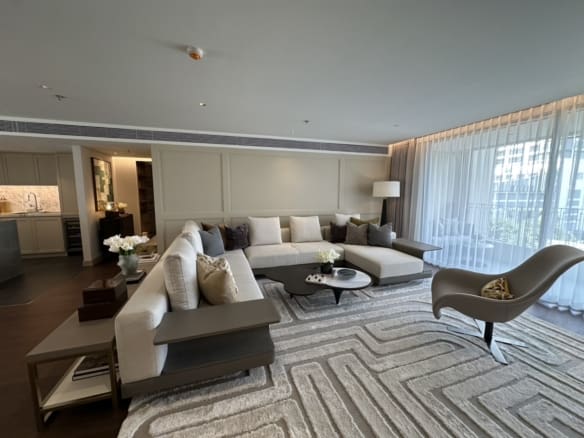 Canvas 39 The residence