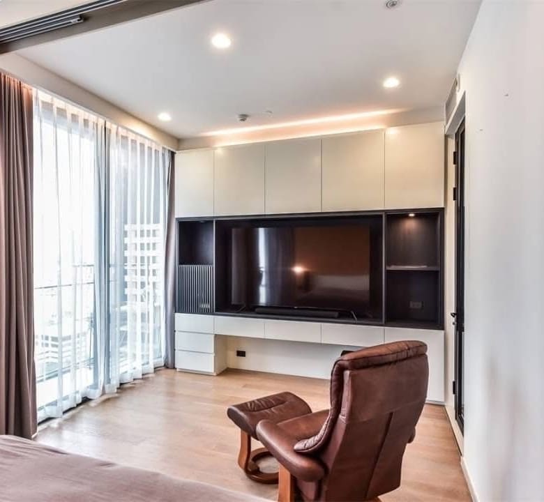 ASHTON Silom
