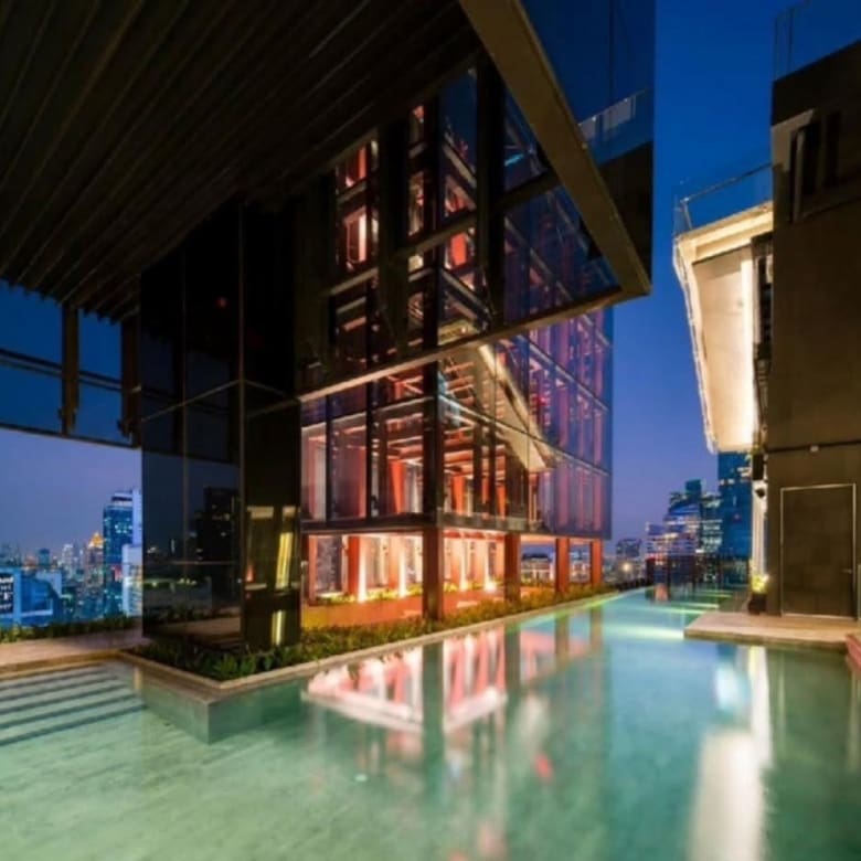 ASHTON Silom