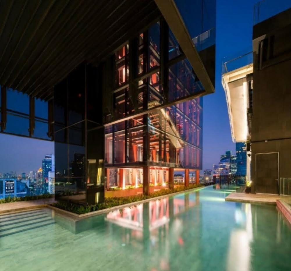 ASHTON Silom