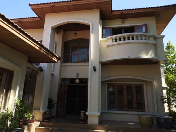 Single House Soi On Nut 66