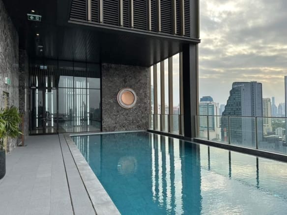 Noble Around Sukhumvit 33